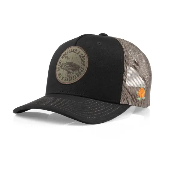 Speciale Aanbieding SQRTN x Söder Sportfiske Lurking Pike Trucker, Black