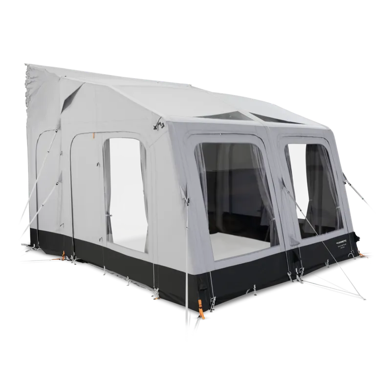 Op = Op Campervoortent Kampa / Dometic Rally AIR Tour DA