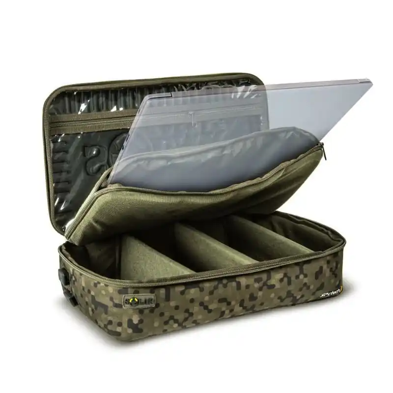 Solar SP C-Tech Large Tech Case Seizoensaanbieding