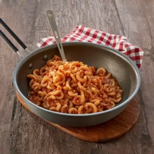 Trek´n Eat Vegetarische noedels à la Bolognese (180 g, 671 kcal) Seizoensaanbieding