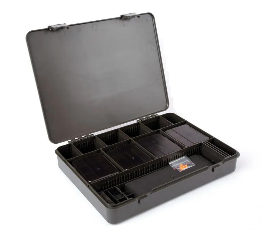 Voordeelprijs Sonik Lockbox Large Loaded Tacklebox (Incl. 8 Doosjes + Rigboard)