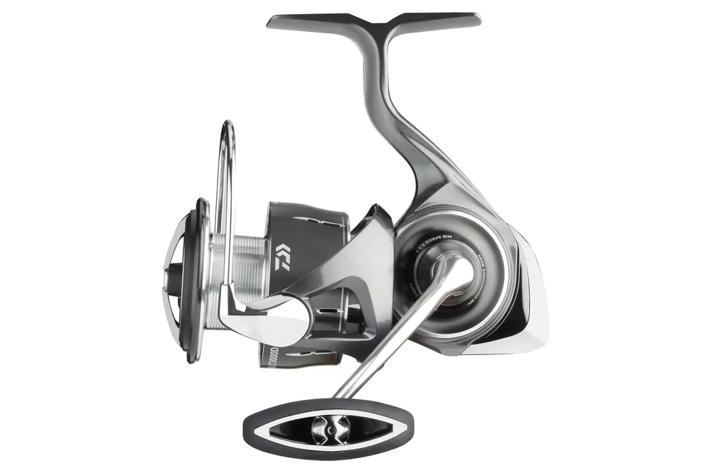 Must-Have Daiwa 24 Luvias LT Spinmolen LT2000D
