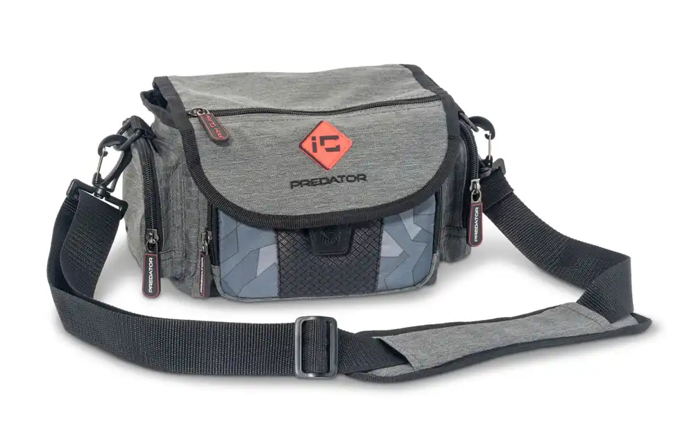 Koopje Iron Claw Buddy Bag (Incl. 3 Tackleboxen)