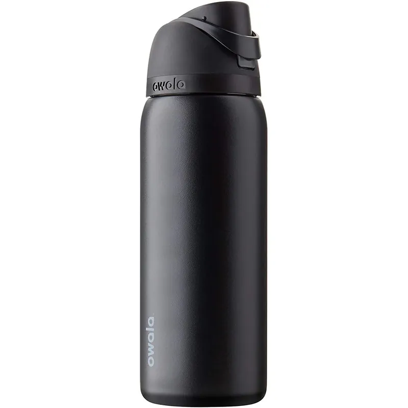 Owala 32 oz. FreeSip vacuüm geïsoleerde roestvrijstalen waterfles Zwart Superprijs