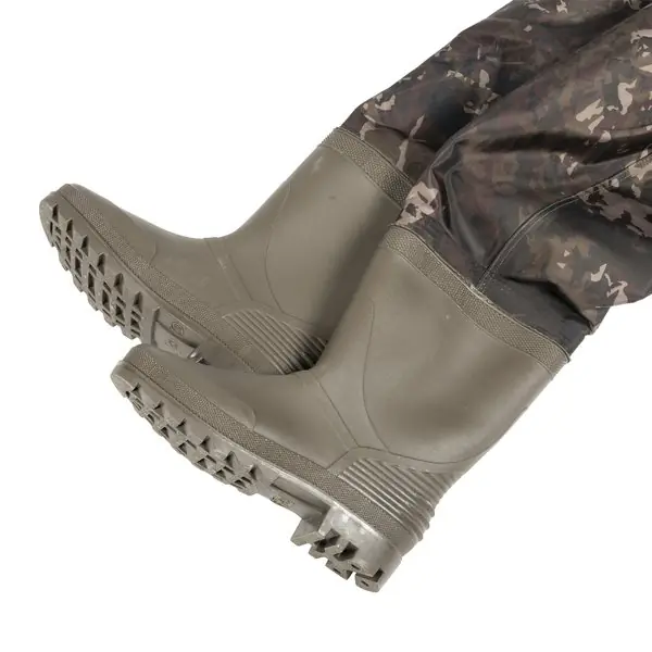 Nash Zero Tolerance HD Waders Camo 42 Express Levering