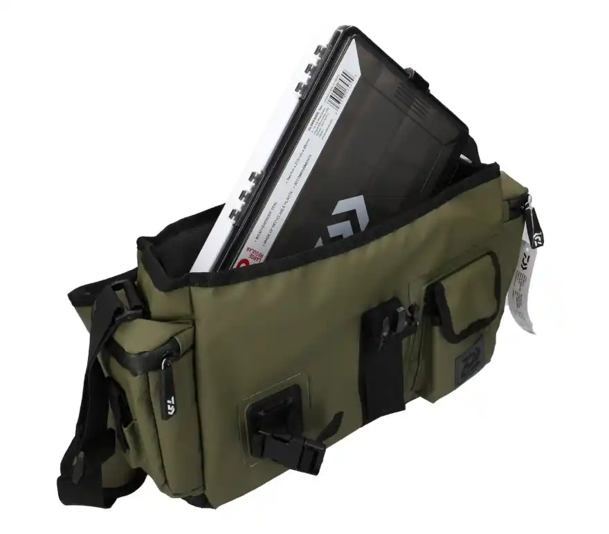 Daiwa D-Vec WP 100 Shoulder Bag Roofvistas (Incl. 1 Tacklebox) Direct Beschikbaar